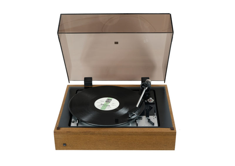 Dual 1218 Turntable. Classic Vintage. Fully revitalized. Dual 1218, vintage turntable