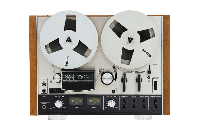 AKAI 4000 DS MK II reel-to-reel tape recorder. Classic Vintage. Fully revitalized. AKAI 4000 DS MK II