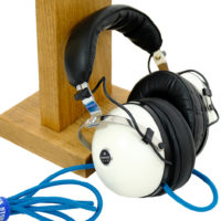 Pioneer SE-30 headphones