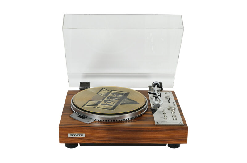 Pioneer PL 570, audio vintage, Ortofon 2M Black