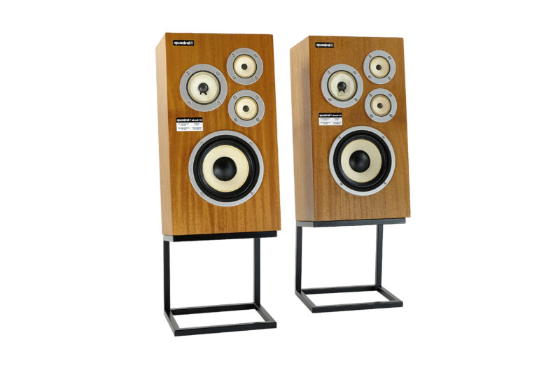 speakers stands